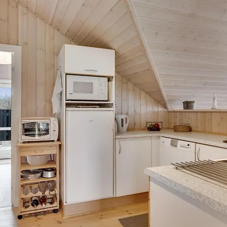 Arold - 600m To The Fjord By Interhome Feriehus *